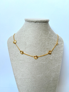 Choker Cámelias Collection dourado na internet