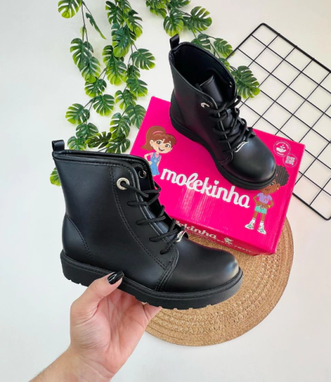 BOTA MOLEKINHA PRETO 4004
