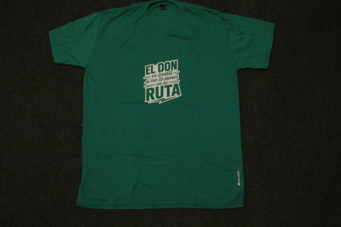 Remera "El Don Es Inútil Si No Lo Ponés en la Ruta"