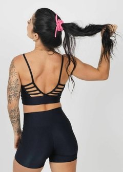 Short Canelado Básico Preto