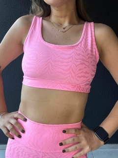 Top Basic Colors Animal Print Rosa