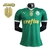 Camisa Palmeiras I 24/25 masculina da Puma, na cor verde, com patrocínios e patch de campeão 2023.