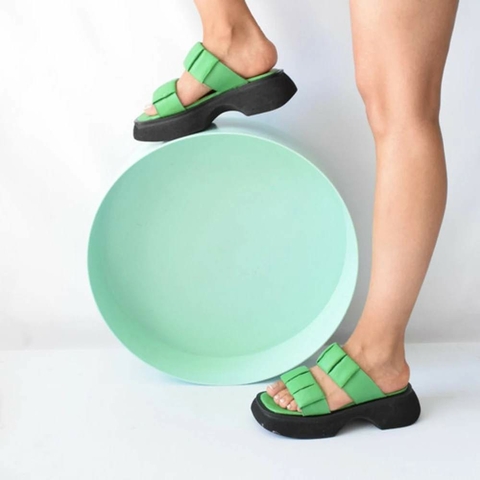 Sandalias Caro