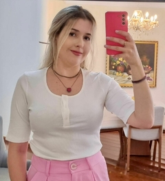 Blusa Sofia na internet