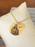 COLAR MEDALHA REDONDA DUPLO PERSONALIZADA OURO M & PP - comprar online