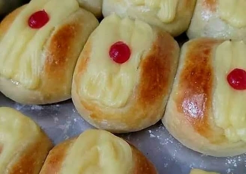 Pão Doce de Creme Baunilhado: Irresistível e Desmancha na Boca!