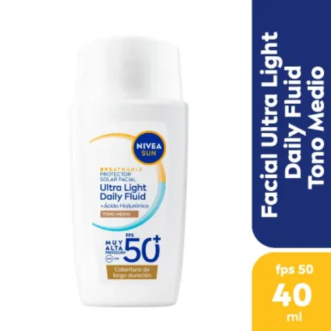 NIVEA SUN Facial Ultra Light Daily Fluid con Color FPS 50+ – Tono Medio