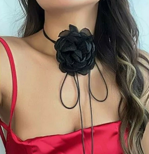 Colar Gargantilha Encerado e Flor Renda Preta