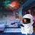 Projetor de galáxia em forma de astronauta, na internet