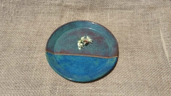Pratos de sobremesa bicolor azul e verde em cerâmica artesanal