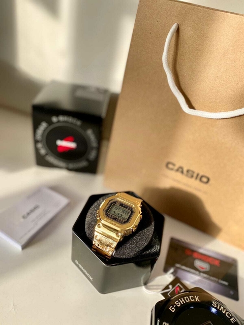 Relógio Casio GMW-B5000GD-9 Dourado