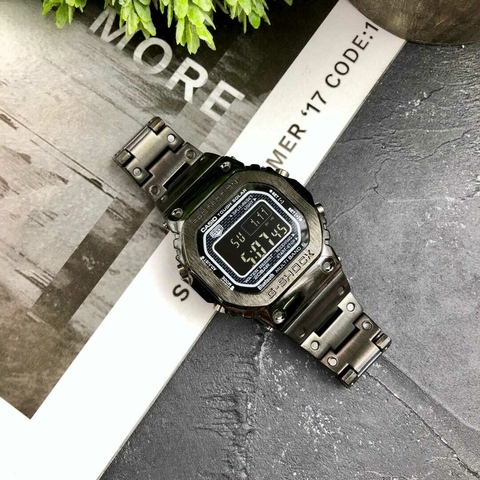 Relógio G-Shock GMW-B5000GD-1DR *Tough Solar e Bluetooth