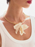 Sagrado Feminino Perolado Aro Dourado - comprar online