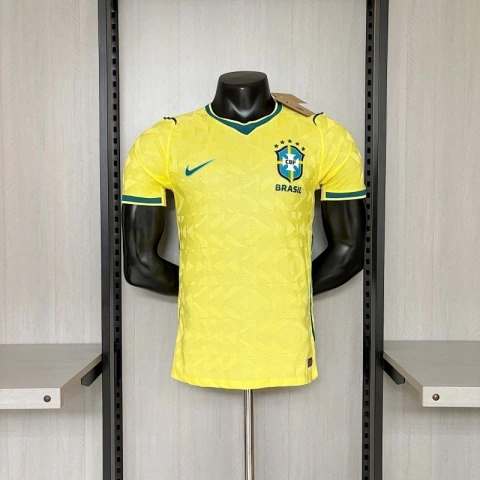 Camisa Brasil Amarela Jogador 26/27 (Tailandesa 1.1)