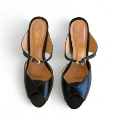 Tamanco Anabela Allure by Ferrucci Preto na internet