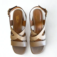 Sandália Allure by Ferrucci Off-White com Salto Bloco na internet