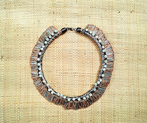 Colar Jaci - A Deusa Lua em Forma de Acessório - comprar online