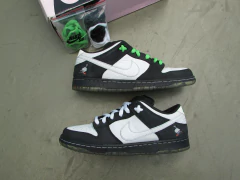 2019 - Nike SB Dunk Low Panda Pigeon - loja online