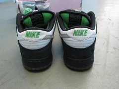 2019 - Nike SB Dunk Low Panda Pigeon