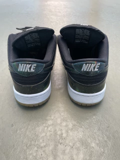 Imagem do 2017 - Nike SB Dunk Low 420 Intergalactic