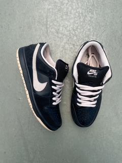 2019 Nike SB Dunk Low Black Washed Coral na internet