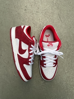 2014 Nike SB Dunk Low ‘Valentine’s Day’ na internet