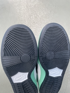 2016 - Nike SB Dunk Low Sea Crystal na internet