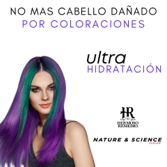 Modelo con cabello largo y colorido, mostrando tratamiento capilar para cabello dañado por coloraciones.