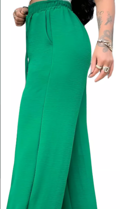 Calça Duna Wide Feminina Com Elástico E Bolso na internet