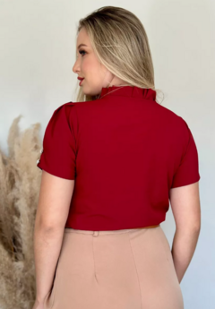 Blusa Feminina Moda Social Executiva Manga Curta - Bordô na internet