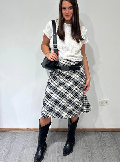 Pollera Ester