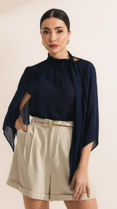 Blusa Recortes Azul Marinho