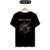 T-shirt preta com estampa de guitarra e chamas, com o texto "HEAVY METAL" em destaque.