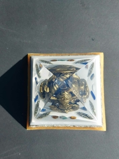 Pirâmide Orgonite Ganesha Base 10cm Prosperidade com Nanotecnologia - loja online