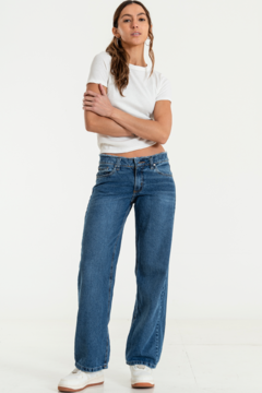 Wide leg Rigido Tiro Bajo c/cintura Desflecada (JANIS) - nox denim