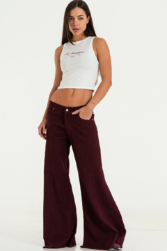 Flare rigido Tiro Medio color Bordo (JOXX)
