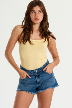 Short rigido Tiro Bajo Desflecado Con Bigotes (CHILL) - tienda online