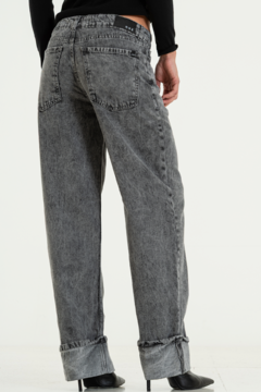 Wide leg rigido Tiro Bajo c/ruedo doblado (NASARA) - nox denim