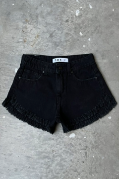 Short rigido Tiro Medio Con Desflecado (B LIMON)