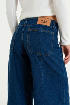Wide leg rigido c/recorte Tiro Bajo y boton interno (ALFON) - tienda online