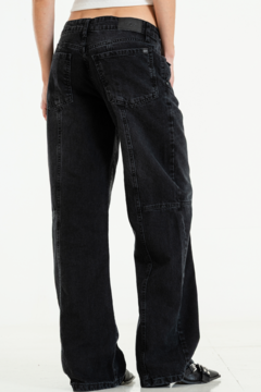 Wide leg Tiro Medio c/recortes (B LOHAN) - comprar online
