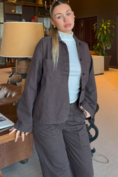 Wide leg rigido semi corderoy Tiro Medio Chocolate (LATE) - nox denim