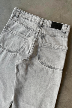 Wide leg rigido Tiro Medio c/pinzas (S YAGUAR)