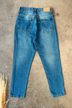 Mom fit rigido Tiro Medio (ANTO) - nox denim