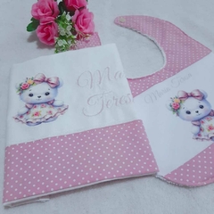 Kit Presente para bebê Ursinha Delicada: manta, babeiro, babita e naninha - loja online