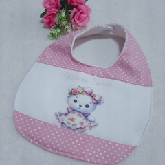 Kit Presente para bebê Ursinha Delicada: manta, babeiro, babita e naninha na internet