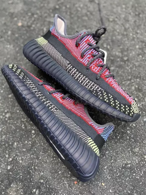 TÊNIS ADIDAS - YEEZY BOOST 350