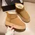 Botas de pele de camurça para mulheres, pelúcia curta, botas de neve quentes, sapatos casuais Chelsea, apartamentos femininos, sapatos de plataforma, inverno, novo, luxo