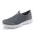 Imagem do 2023 leve masculino sapatos casuais respirável deslizamento em tênis casuais masculinos anti-deslizamento apartamentos sapatos de caminhada ao ar livre tamanho 39-47