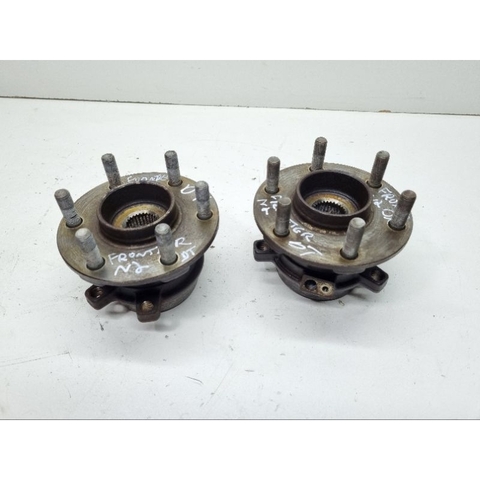 Cubo de roda dianteiro Nissan Frontier 2.3 2017/2020